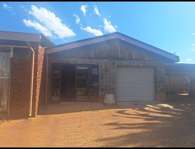 3 BEDROOM HOUSE FOR SALE IN VALHALLA